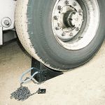 Fd Moulded Rubber Wheel Chock 330114