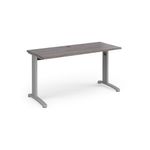 TR10 straight desk 600mm deep