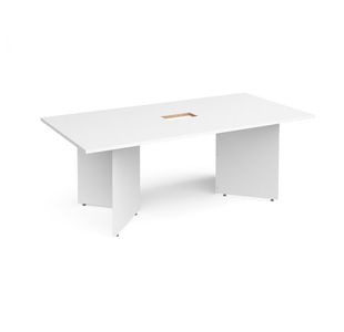 Arrow head rect power ready bdroom table