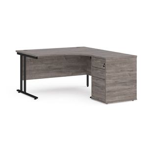 Maestro 25 right hand ergo desk with ped