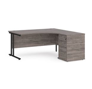 Maestro 25 right hand ergo desk with ped