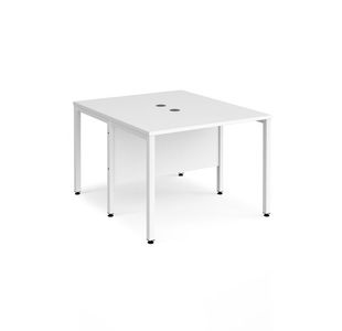 Maestro 25 bench straight desks 1200mm