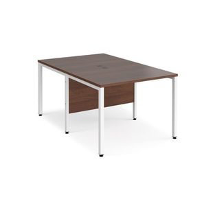 Maestro 25 bench straight desks 1600mm