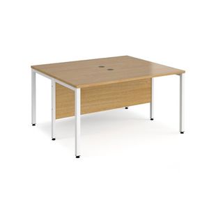 Maestro 25 bench straight desks 1200mm