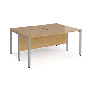 Maestro 25 bench straight desks 1200mm