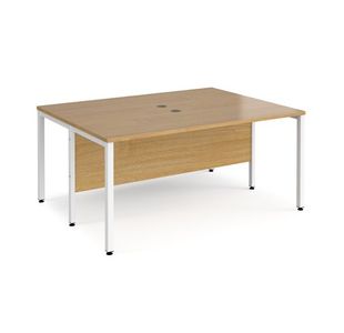 Maestro 25 bench straight desks 1200mm