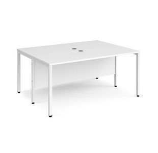 Maestro 25 bench straight desks 1200mm