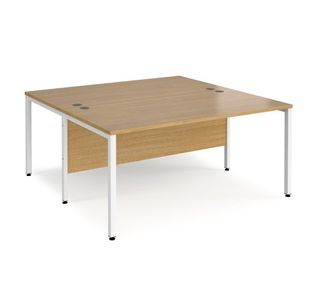 Maestro 25 bench straight desks 1600mm