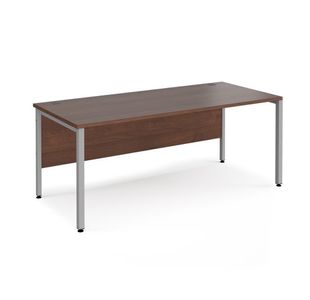 Maestro 25 bench 800mm deep desk