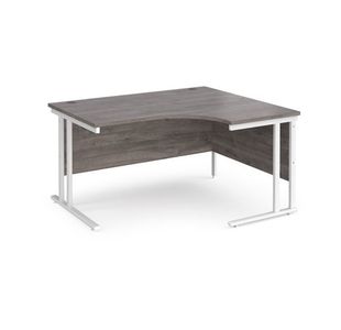 Maestro 25 cantilever r/hand erg desk