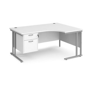 Maestro 25 cant rh erg desk 2 drawer ped