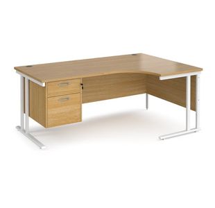 Maestro 25 cant rh erg desk 2 drawer ped