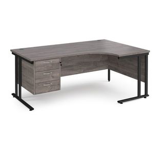 Maestro 25 cant rh erg desk 3 drawer ped