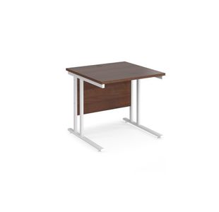 Maestro 25 cantilever 800mm deep desk