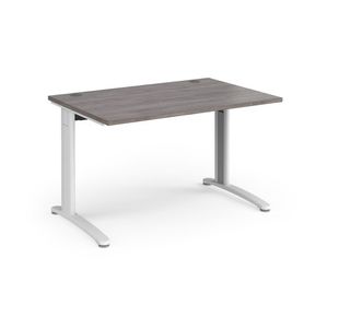 TR10 straight desk 800mm deep