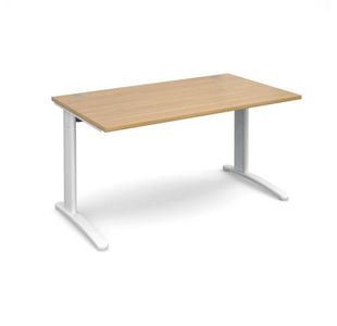 TR10 straight desk 800mm deep