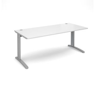 TR10 straight desk 800mm deep