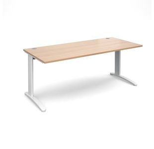 TR10 straight desk 800mm deep