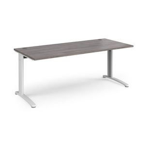 TR10 straight desk 800mm deep