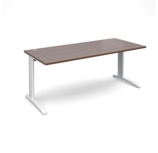 TR10 straight desk 800mm deep