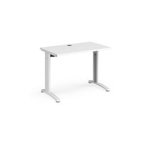 TR10 straight desk 600mm deep