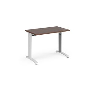 TR10 straight desk 600mm deep