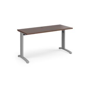 TR10 straight desk 600mm deep