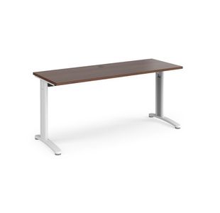 TR10 straight desk 600mm deep