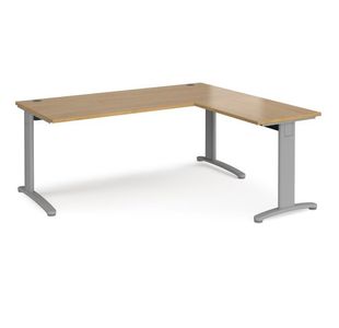 TR10 single desk with return