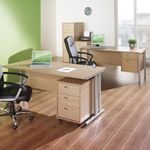 Maestro 25 straight desk 1400mm x 800mm with 3 drawer pedestal - silver cantilever leg frame, Kendal oak top