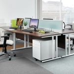 Maestro 25 straight desk 1400mm x 600mm - white cantilever leg frame, oak top