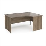 Maestro 25 right hand ergonomic desk 1600mm wide - nebraska oak top with panel end leg