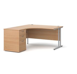 Maestro 25 left hand ergonomic desk 1400mm with silver cantilever frame and desk high pedestal - beech
