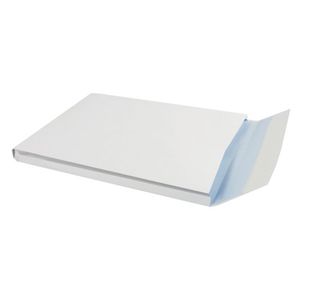Q-Connect C4 Envelopes Window Gusset Peel and Seal 120gsm White (125 Pack) KF02891
