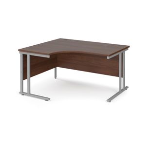 Maestro 25 left hand ergonomic desk 1400mm wide - silver cantilever leg frame, walnut top