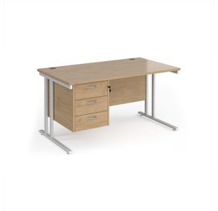 Maestro 25 straight desk 1400mm x 800mm with 3 drawer pedestal - white cantilever leg frame, Kendal oak top