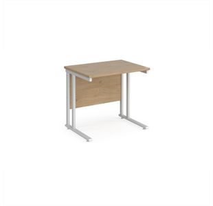 Maestro 25 straight desk 800mm x 600mm - white cantilever leg frame, Kendal oak top
