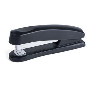 Pavo Plastic Stapler Full Strip Black