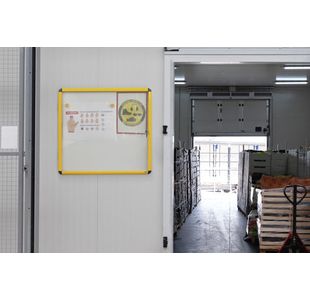 Ultrabrite Display Case 94X129Cm