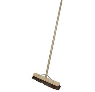 Stiff 610Mm Bassine Broom