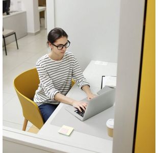 Durable Desk Mat 530X400Mm Pp Tran