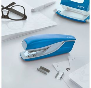 Leitz Wow Office Stapler 30 Sh Blue