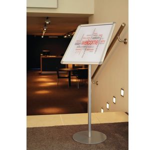 Twinco A3 Snapframe Display