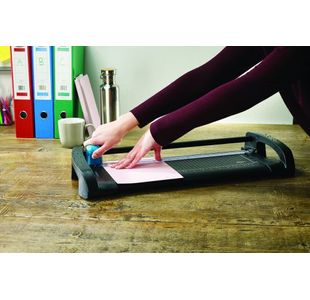 Avery Office Trimmer A4 A4Tr