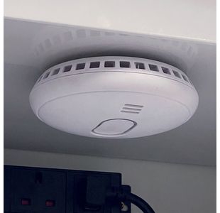 Phoenix Battery Titan Size 3 Safe