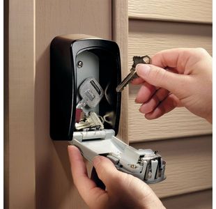 Master Lock 4-Digit Combi Key Unit